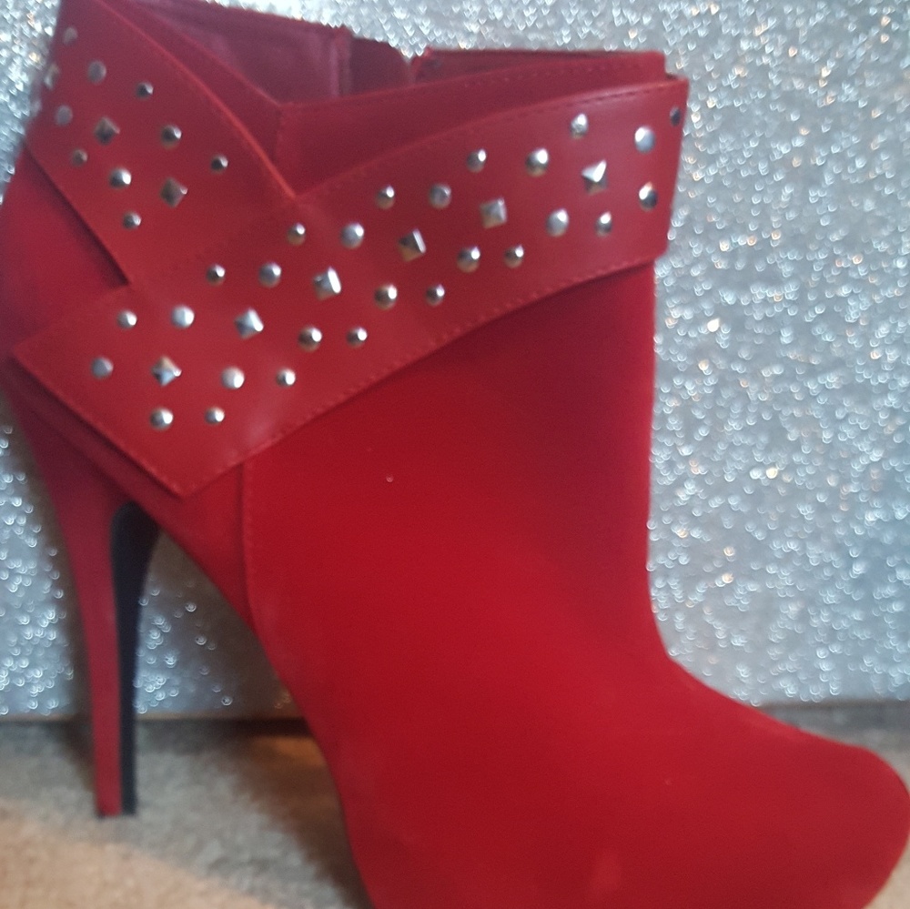 NWT Red Booties - Picture 3 of 3